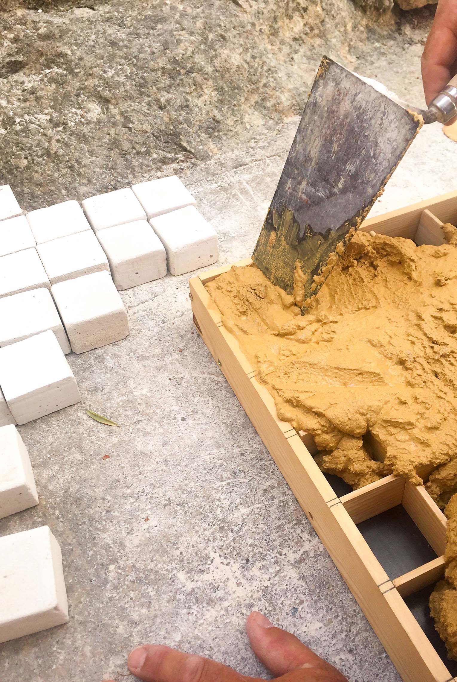 Process med at lave sten